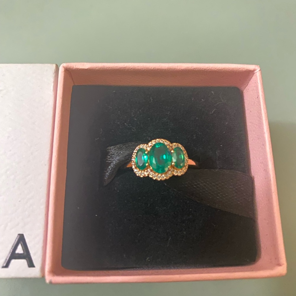 Pandora Three Stone Vintage Ring Size 9